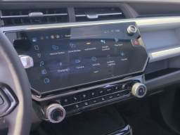 Chevrolet Bolt RS FWD 4dr 2027