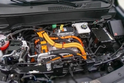 Chevrolet Bolt RS FWD 4dr 2027