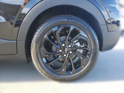 Chevrolet Bolt RS FWD 4dr 2027