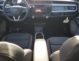 Chevrolet Bolt RS FWD 4dr 2027