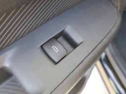 Chevrolet Bolt RS FWD 4dr 2027