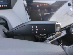 Chevrolet Bolt RS FWD 4dr 2027