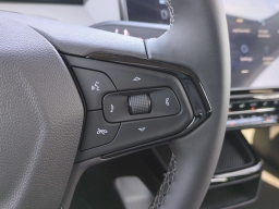 Chevrolet Bolt RS FWD 4dr 2027