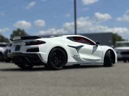 Chevrolet Corvette 3LZ 2dr Z06 Cpe 2025