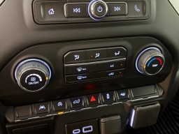 Chevrolet Silverado 1500 Custom 2WD Crew Cab 147" 2026