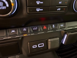 Chevrolet Silverado 1500 Custom 2WD Crew Cab 147" 2026