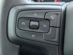 Chevrolet Silverado 1500 Custom 4WD Crew Cab 157" 2026