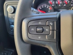 Chevrolet Silverado 1500 Custom 4WD Crew Cab 157" 2026