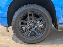 Chevrolet Silverado 1500 Custom 4WD Crew Cab 157" 2026