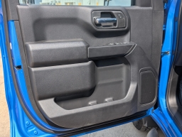 Chevrolet Silverado 1500 Custom 4WD Crew Cab 157" 2026