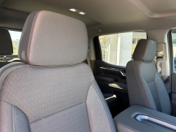 Chevrolet Silverado 1500 LT 4WD Crew Cab 147" 2026