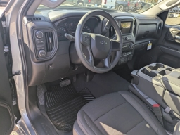 Chevrolet Silverado 1500 4WD Double Cab 147" Custom 2026