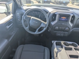 Chevrolet Silverado 1500 4WD Double Cab 147" Custom 2026