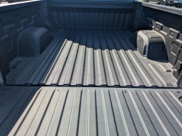 Chevrolet Silverado 1500 4WD Double Cab 147" Custom 2026