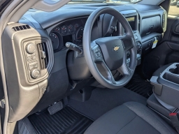 Chevrolet Silverado 1500 Custom 4WD Double Cab 147" 2026