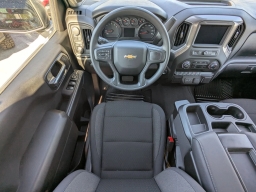 Chevrolet Silverado 1500 Custom 4WD Double Cab 147" 2026