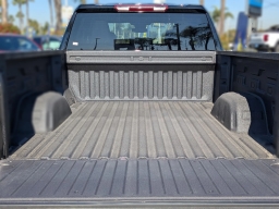 Chevrolet Silverado 1500 Custom 4WD Double Cab 147" 2026