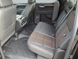 Chevrolet Silverado 1500 High Country 4WD Crew Cab 157" 2026