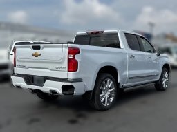 Chevrolet Silverado 1500 High Country 4WD Crew Cab 147" 2026