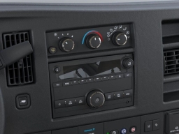 GMC Savana Passenger LS RWD 3500 155" 2025