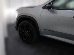 GMC Acadia FWD Elevation 4dr 2026