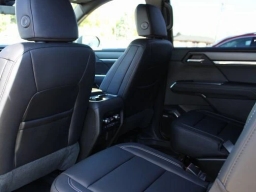 GMC Acadia FWD Elevation 4dr 2026