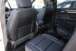 GMC Acadia FWD Elevation 4dr 2026