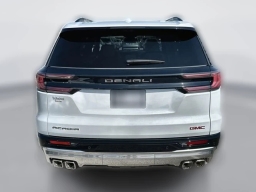 GMC Acadia FWD Denali 4dr 2026