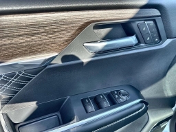 GMC Acadia FWD Denali 4dr 2026