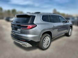 GMC Acadia FWD Denali 4dr 2026