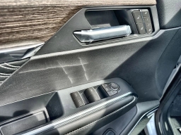 GMC Acadia FWD Denali 4dr 2026