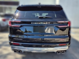 GMC Acadia FWD Denali 4dr 2026