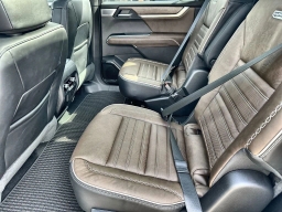 GMC Acadia FWD Denali Ultimate 4dr 2026