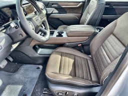 GMC Acadia FWD Denali Ultimate 4dr 2026