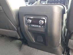 GMC Yukon Denali 4WD 4dr 2025