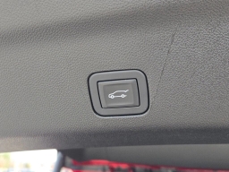 GMC Yukon Denali 4WD 4dr 2025