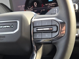 GMC Yukon Denali 4WD 4dr 2025