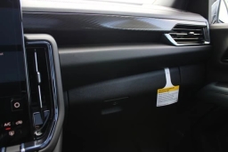 GMC Yukon XL AT4 4WD 4dr 2026