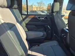 GMC Yukon XL Denali 4WD 4dr 2026