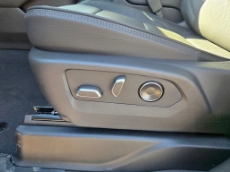 GMC Yukon XL Denali 4WD 4dr 2026