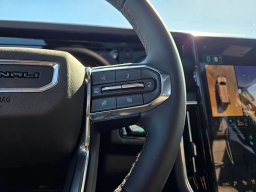 GMC Yukon XL Denali 4WD 4dr 2026