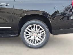 GMC Yukon XL Denali 4WD 4dr 2026