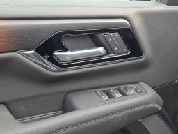 GMC Yukon XL Denali 4WD 4dr 2026