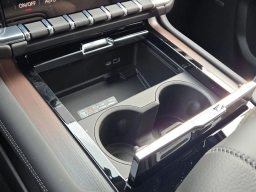 GMC Yukon XL Denali 4WD 4dr 2026