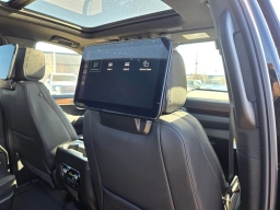 GMC Yukon XL Denali 4WD 4dr 2026