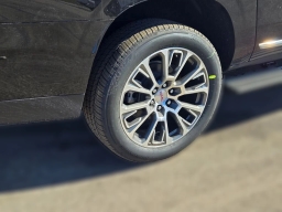 GMC Yukon XL Denali 4WD 4dr 2026