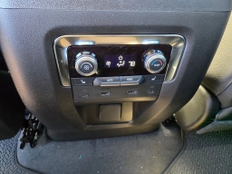 GMC Yukon XL Denali 4WD 4dr 2026