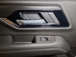 GMC Yukon XL Denali 4WD 4dr 2026