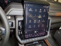 GMC Yukon XL Denali 4WD 4dr 2026