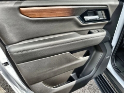 GMC Yukon XL Denali 4WD 4dr 2026